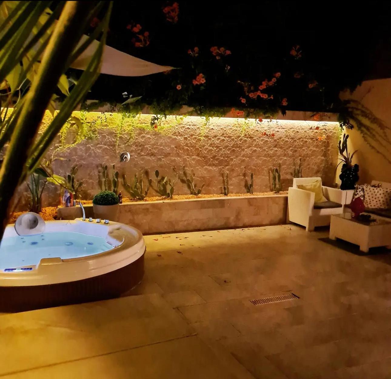 Cbh Sicitaly Group Bed & Breakfast Ачи Кастело Екстериор снимка
