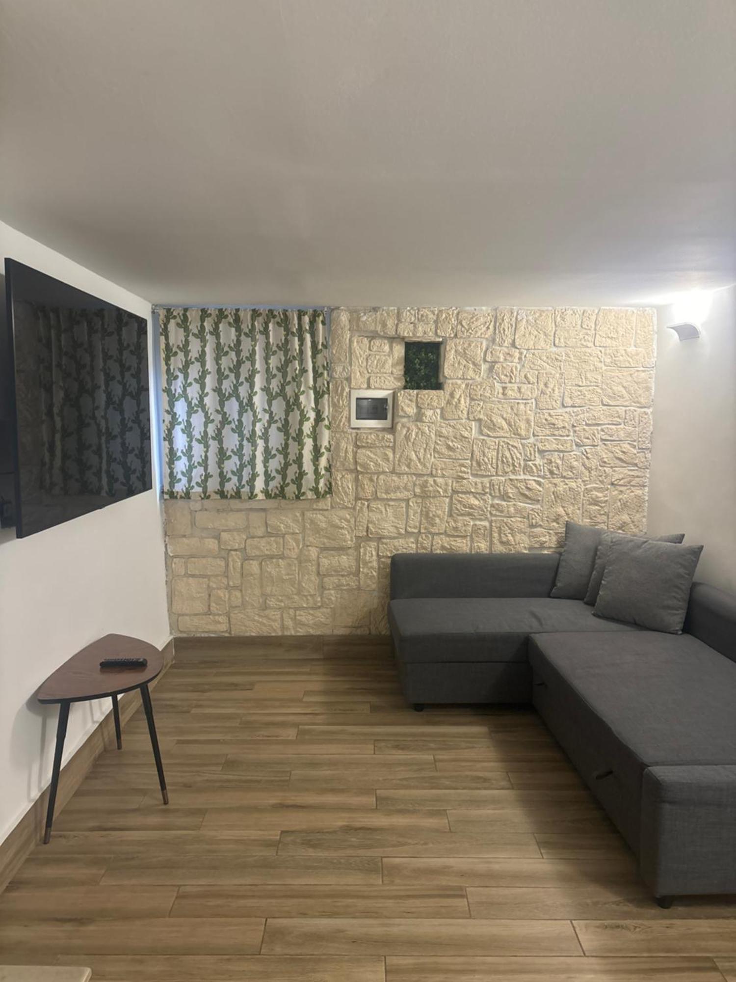 Cbh Sicitaly Group Bed & Breakfast Ачи Кастело Екстериор снимка