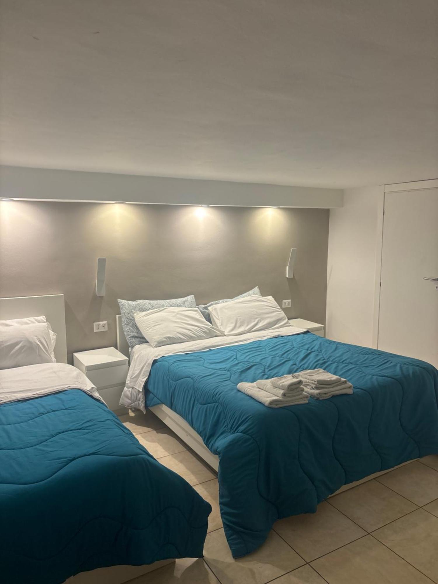 Cbh Sicitaly Group Bed & Breakfast Ачи Кастело Екстериор снимка